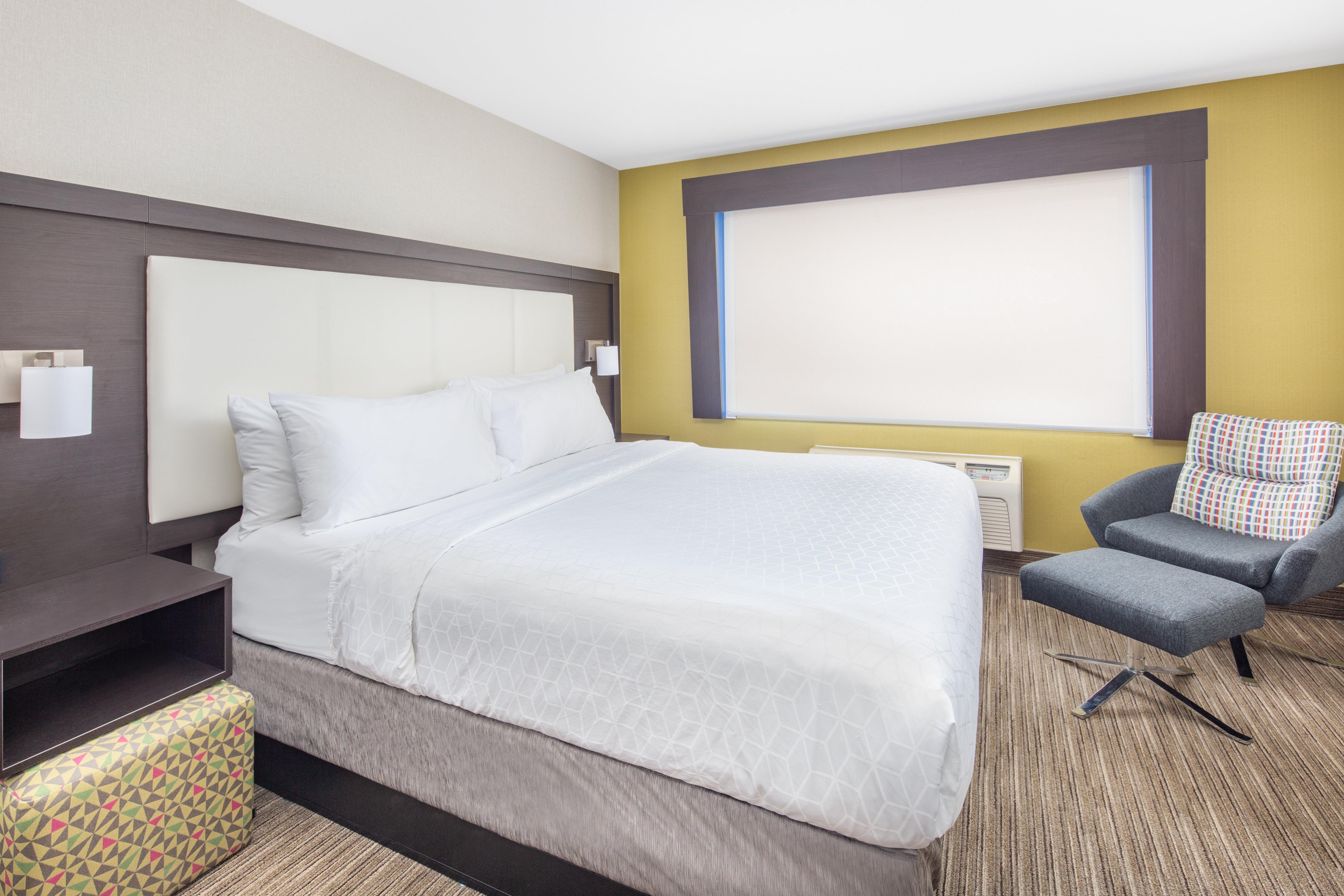 Holiday Inn Express Hotel & Suites Bishop By Ihg Extérieur photo