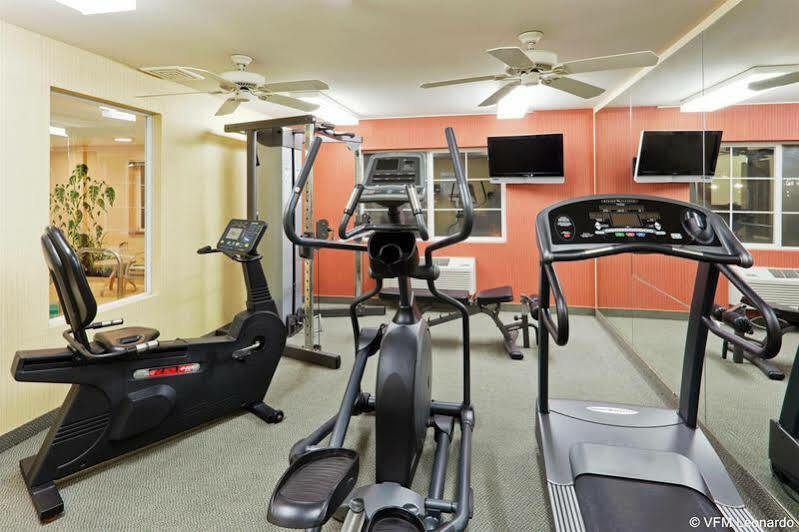 Holiday Inn Express Hotel & Suites Bishop By Ihg Extérieur photo
